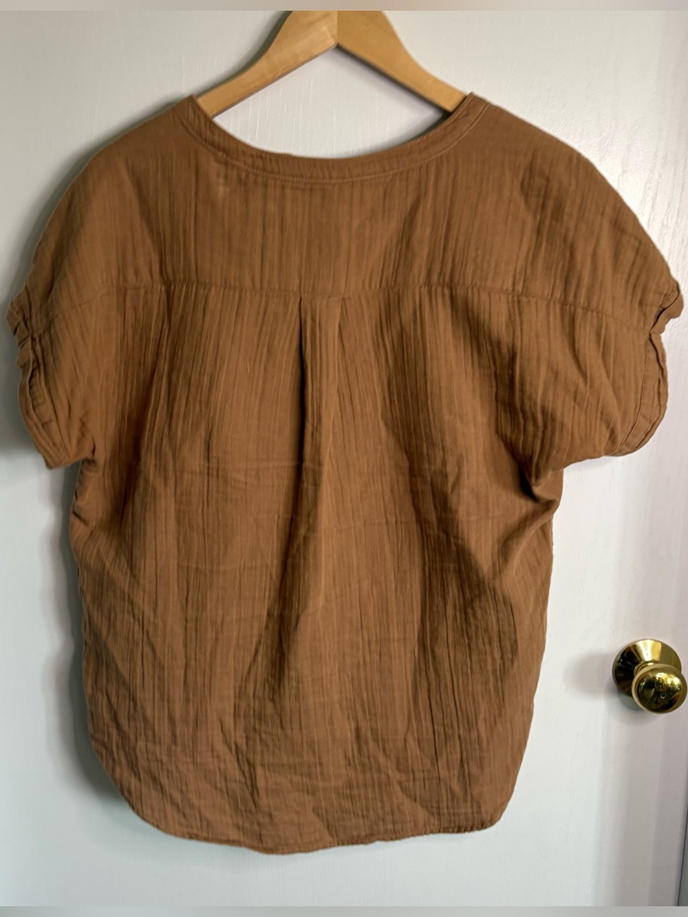 Quince Lightweight Gauze Short-Sleeve Blouse in Warm Brown - Picture 2 of 7